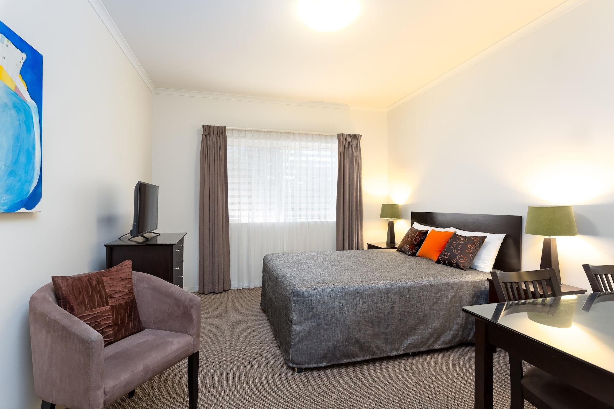 Redcliffe Motor Inn エクステリア 写真
