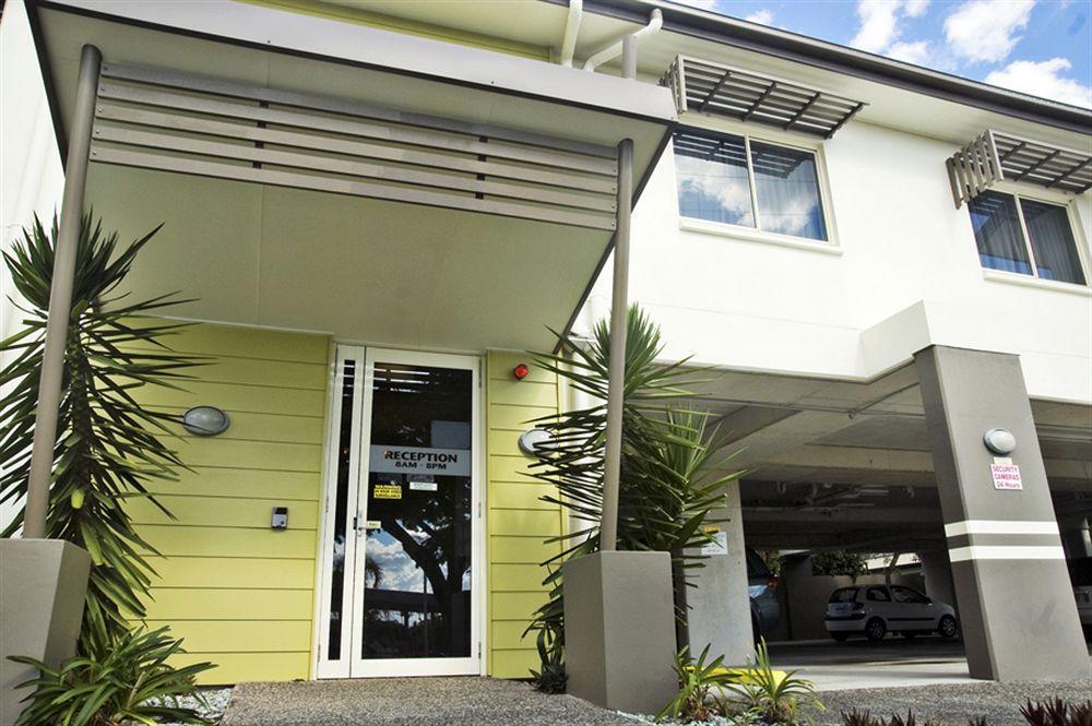 Redcliffe Motor Inn エクステリア 写真