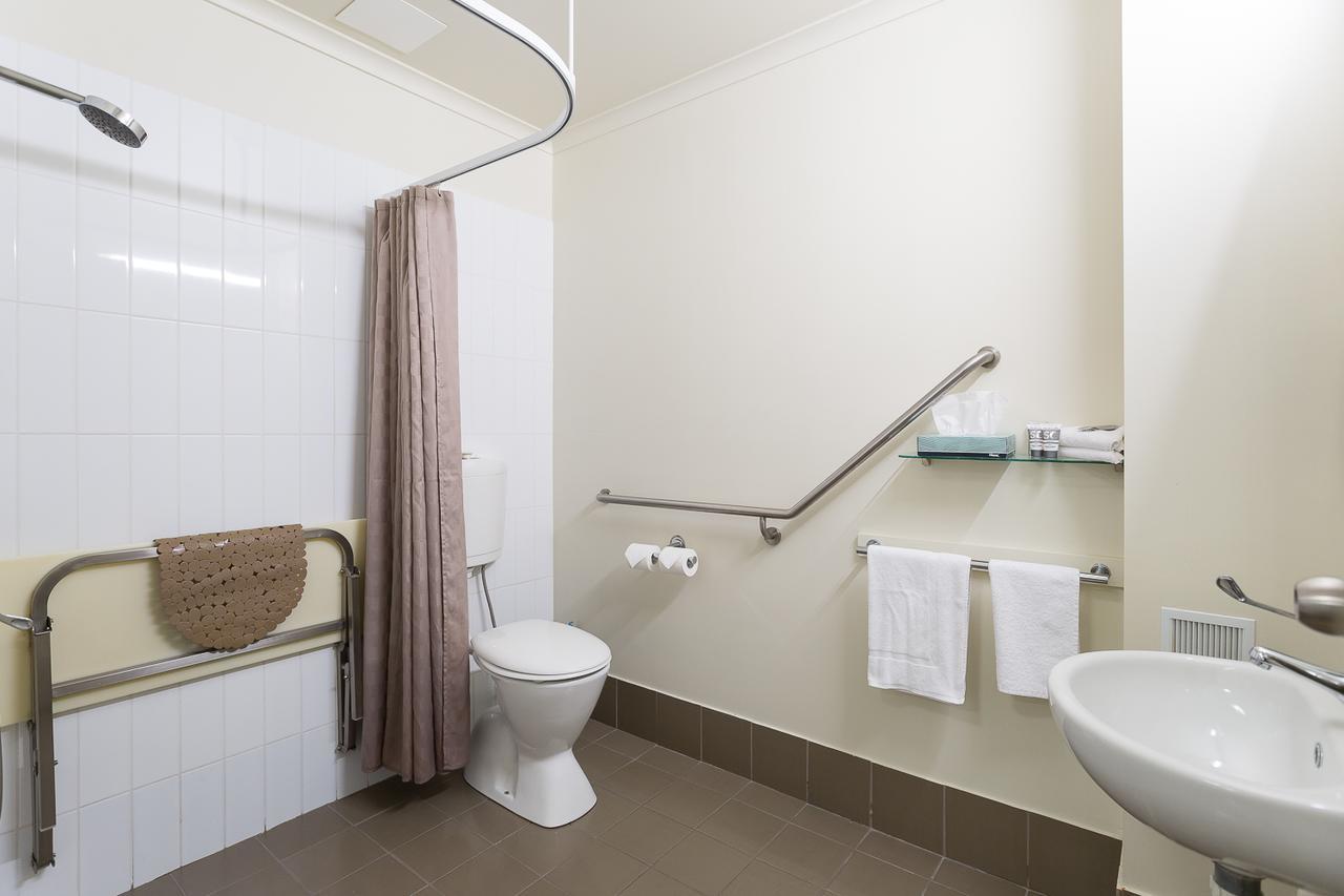 Redcliffe Motor Inn エクステリア 写真